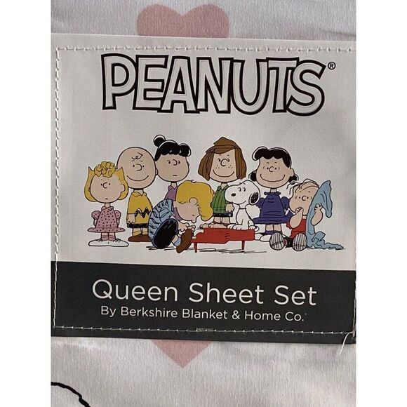 4 Pc Peanuts Snoopy Pink Hearts Valentines Day QUEEN Size Sheet Set Soft NEW - Picture 2 of 11